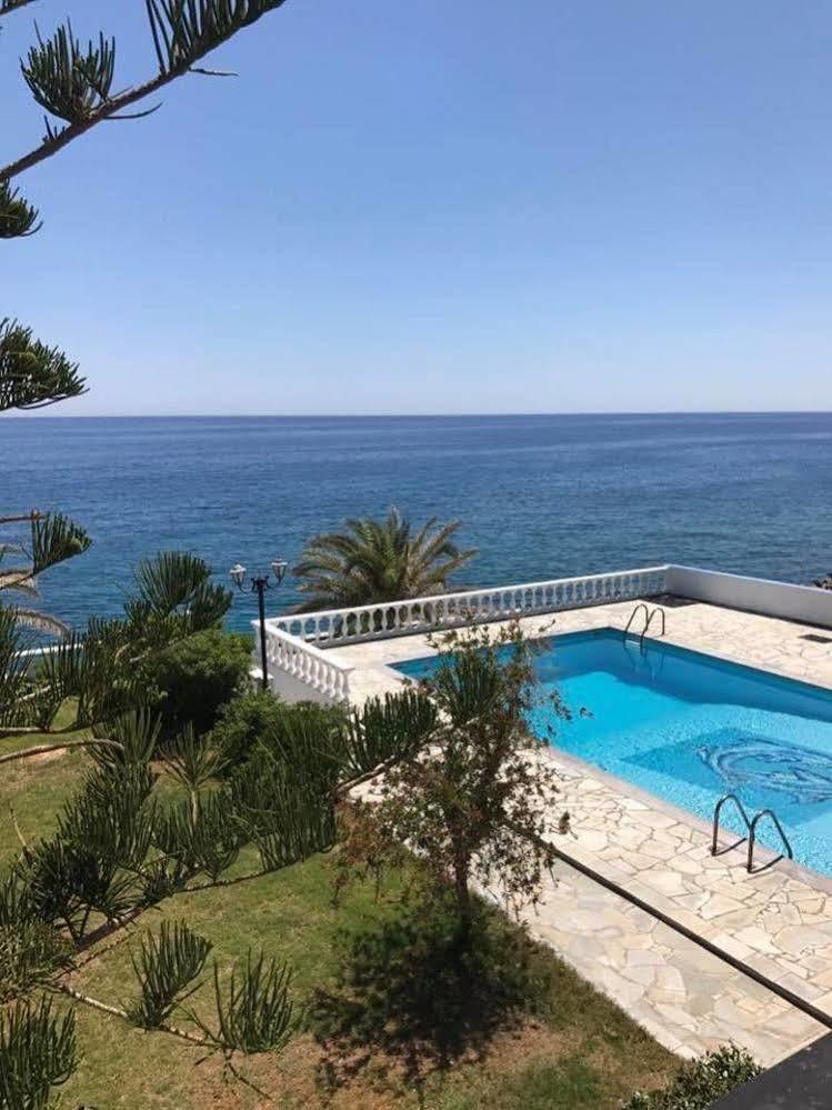 Cypriana Apartments Макригиалос Экстерьер фото